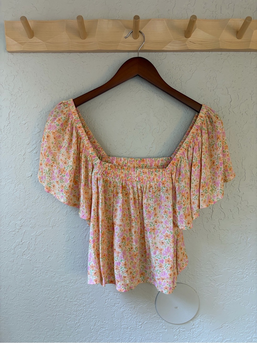 Billabong Flowy Pink and Cream Floral Crop Top